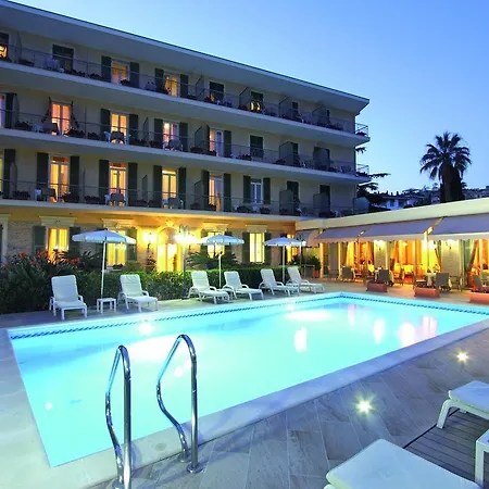 Hotel Paradiso