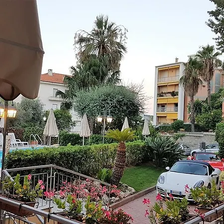 Hotel Paradiso 4*