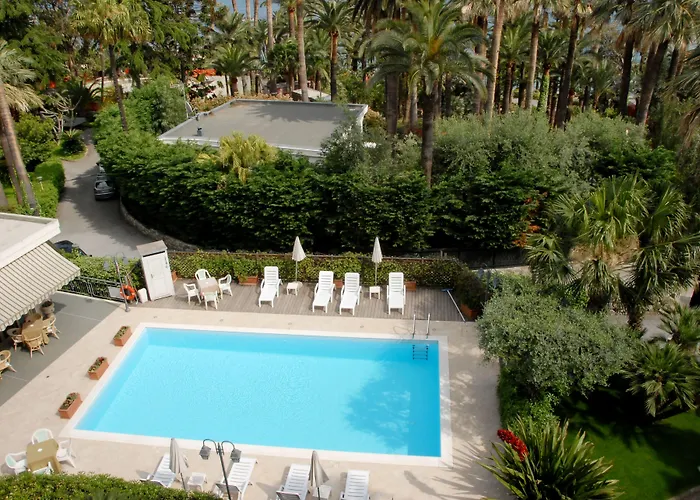 帕拉狄索酒店 圣雷默